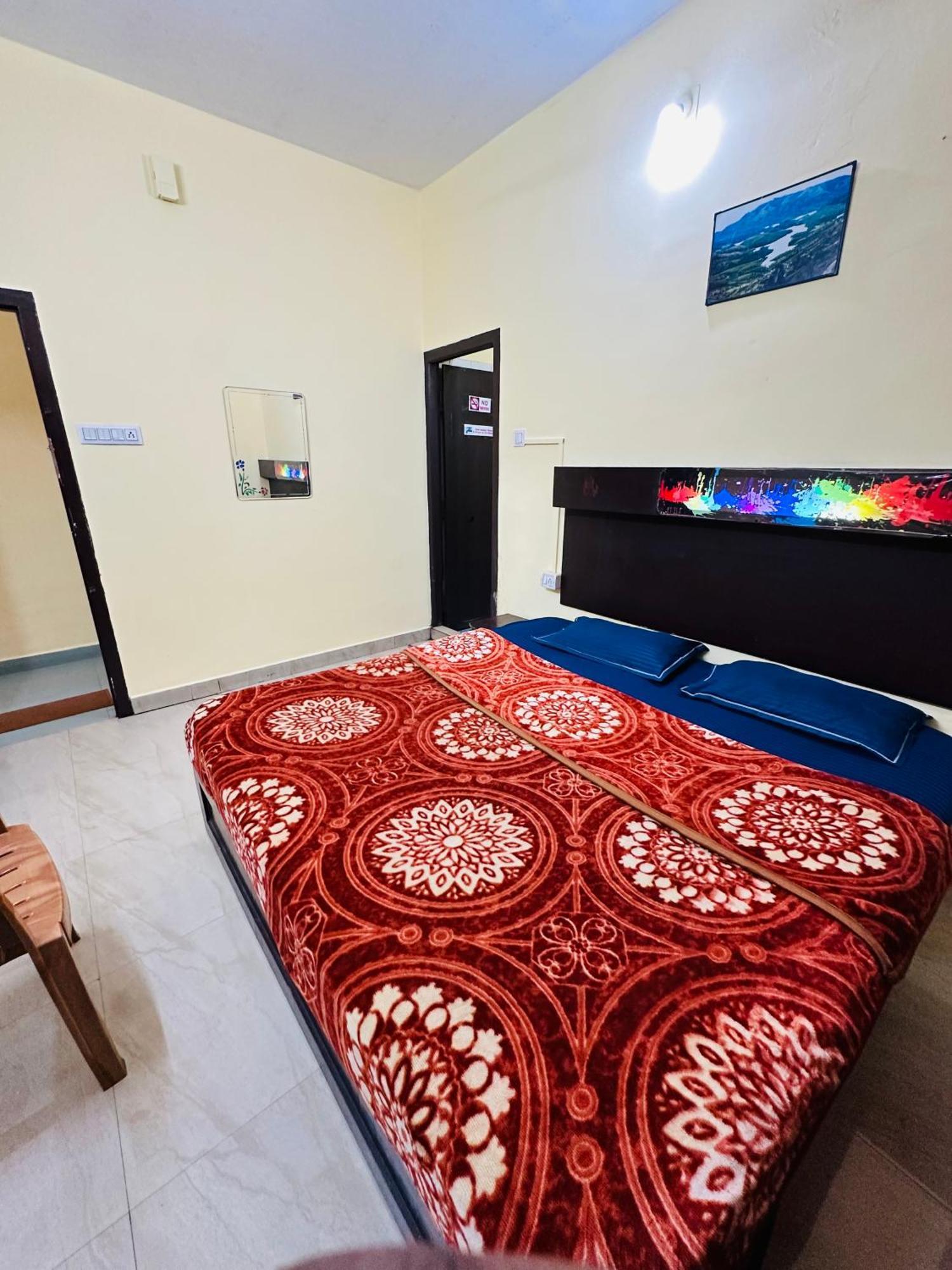 G Mount Budget Stay Munnar Exterior photo