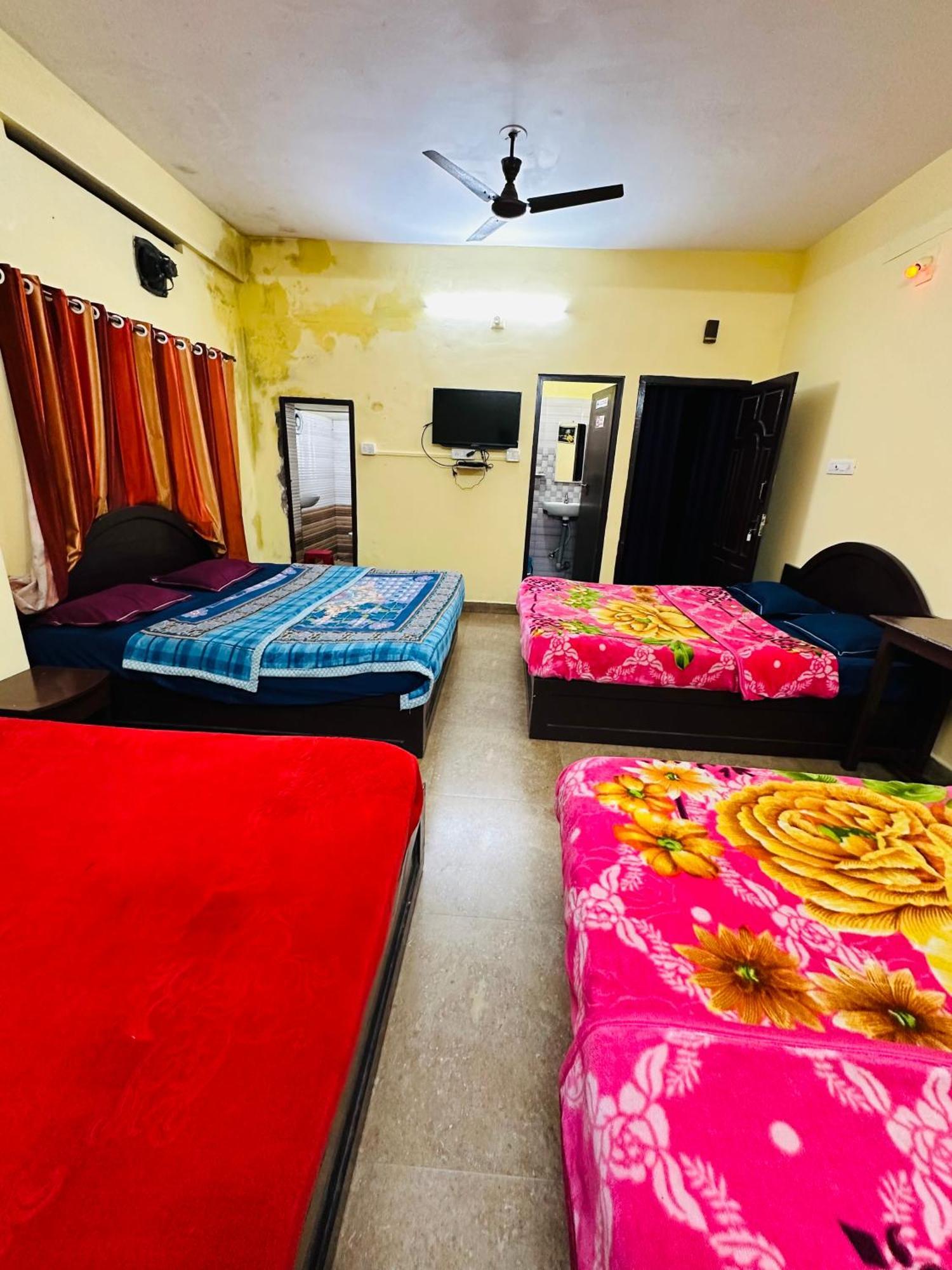 G Mount Budget Stay Munnar Exterior photo